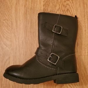 Carter's black boots